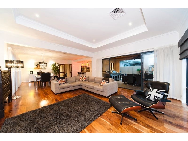 24A Strickland Road, Ardross WA 6153