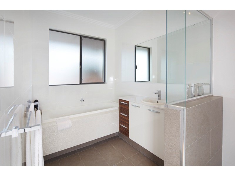 11A Hornsby Street, Melville WA 6156