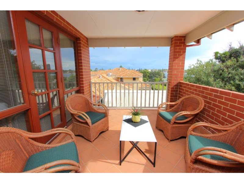 171 Lockhart Street, Como WA 6152