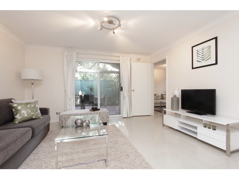 4/48 Thelma Street, Como WA 6152