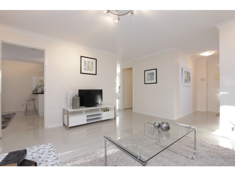 4/48 Thelma Street, Como WA 6152