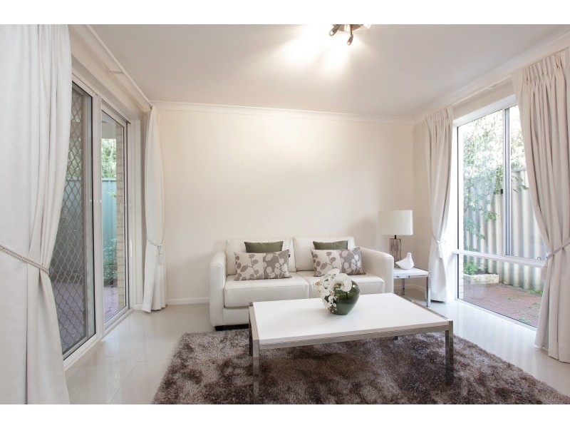 4/48 Thelma Street, Como WA 6152