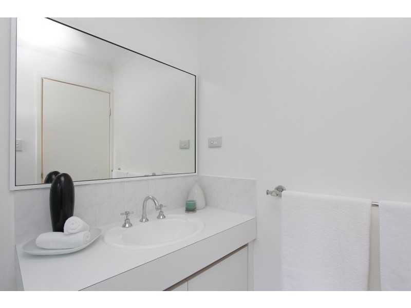 4/48 Thelma Street, Como WA 6152