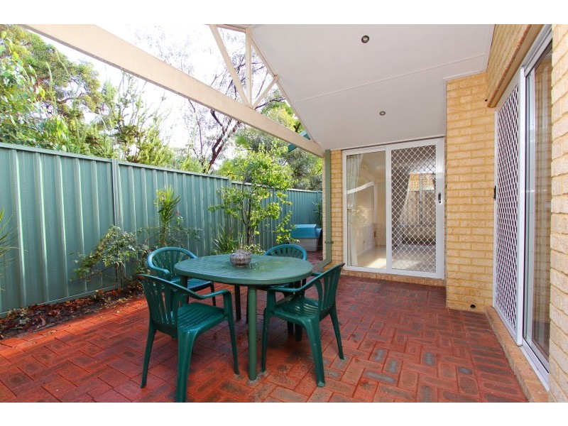 4/48 Thelma Street, Como WA 6152