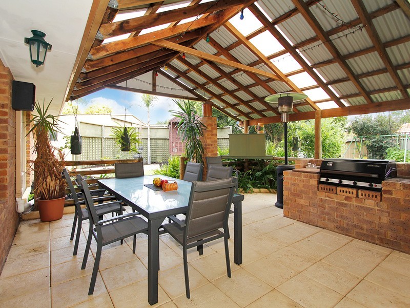 17 The Heights, Canning Vale WA 6155