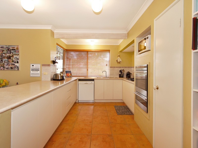 17 The Heights, Canning Vale WA 6155