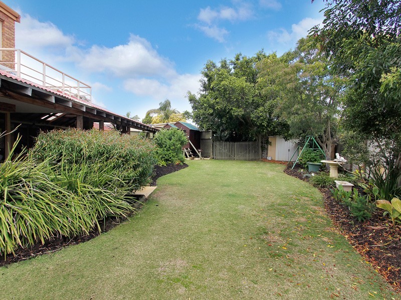 17 The Heights, Canning Vale WA 6155