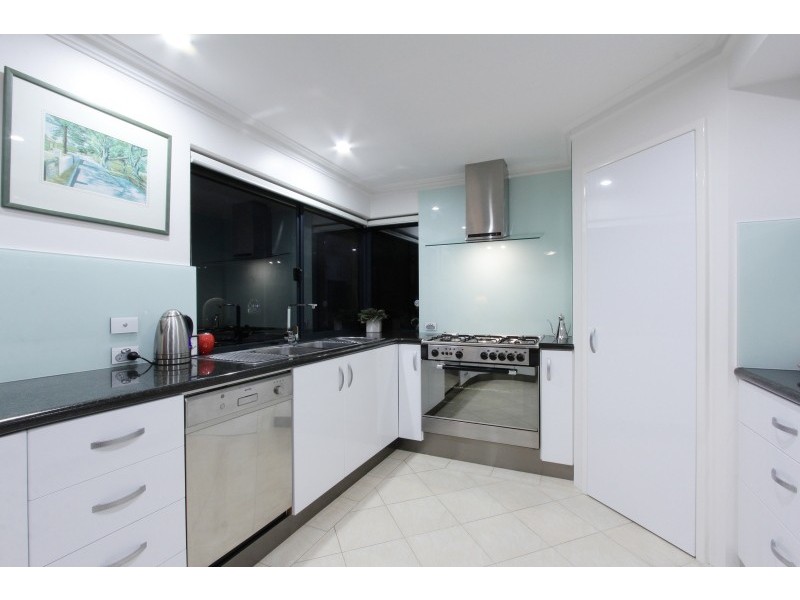 5 Castle Hill Close, Bicton WA 6157