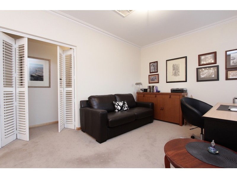 5 Castle Hill Close, Bicton WA 6157