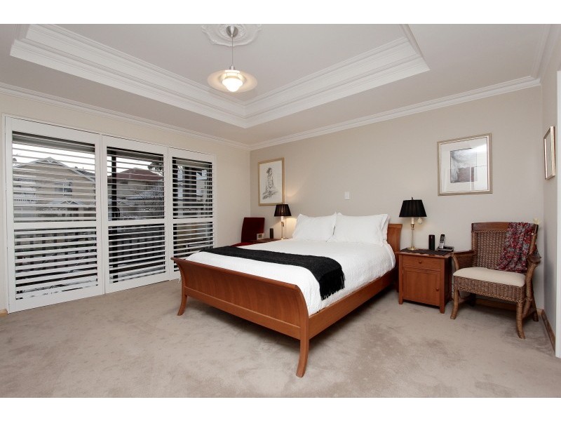 5 Castle Hill Close, Bicton WA 6157