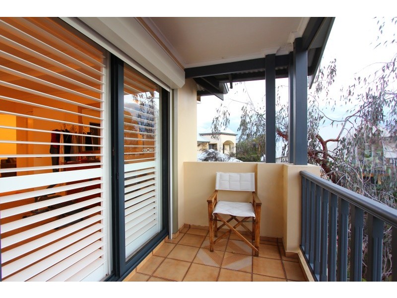 5 Castle Hill Close, Bicton WA 6157