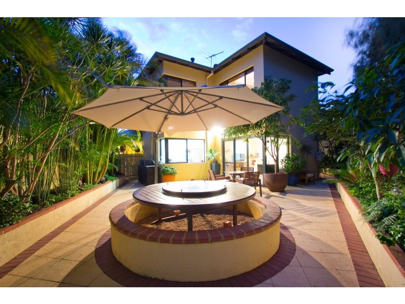 5 Castle Hill Close, Bicton WA 6157