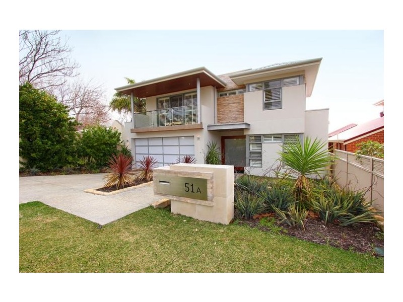 51A Doney Street, Alfred Cove WA 6154