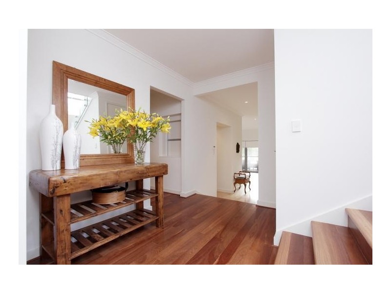 51A Doney Street, Alfred Cove WA 6154