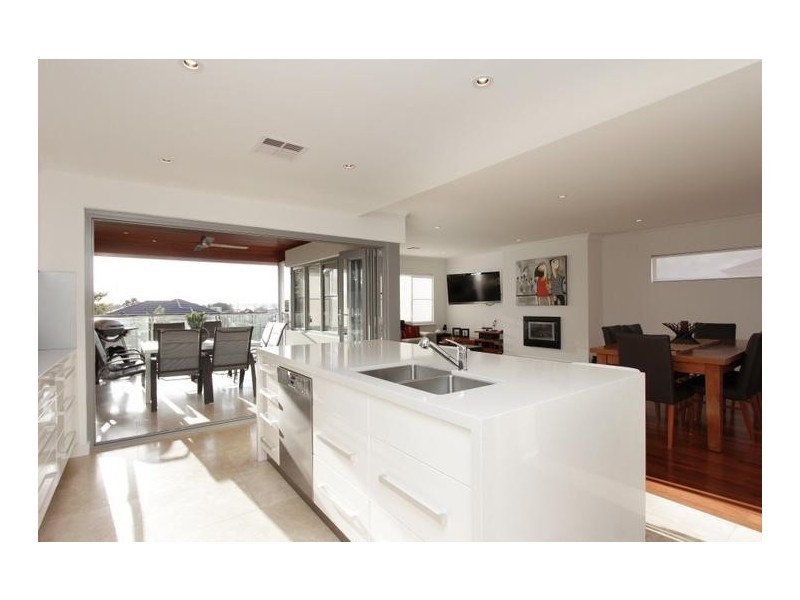 51A Doney Street, Alfred Cove WA 6154
