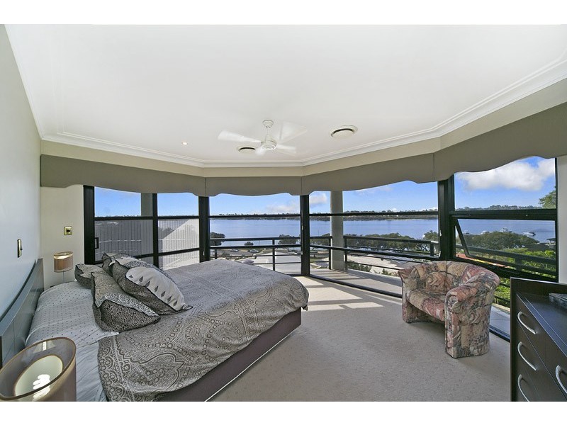 6 Stoke St, Mount Pleasant WA 6153