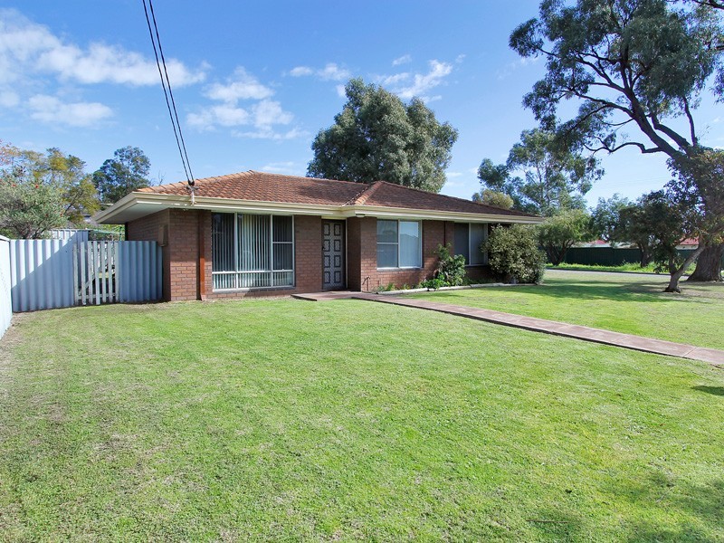 73 Adrian Street, Palmyra WA 6157