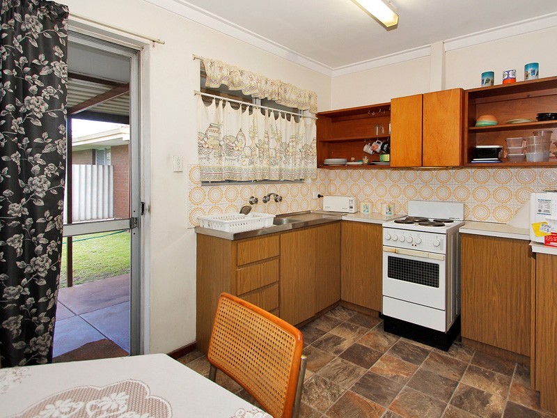 73 Adrian Street, Palmyra WA 6157