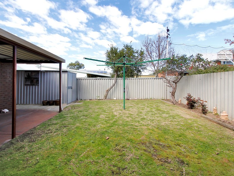 73 Adrian Street, Palmyra WA 6157