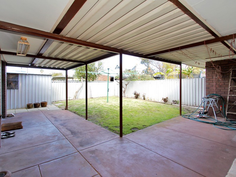 73 Adrian Street, Palmyra WA 6157