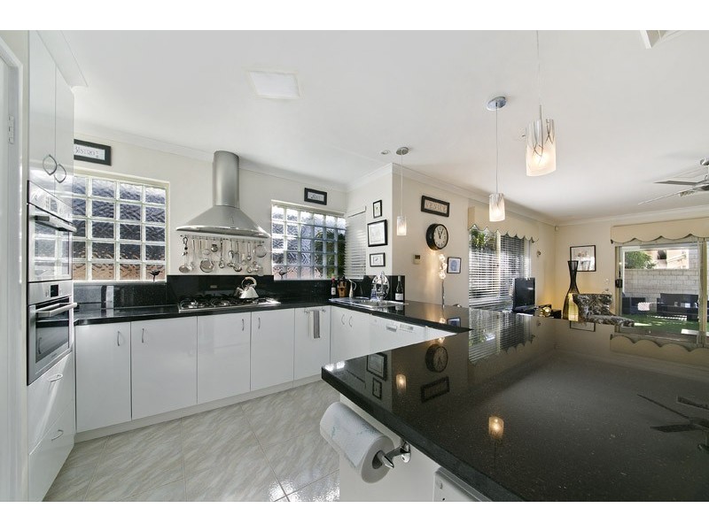 20 Cowrie Crescent, Mount Pleasant WA 6153
