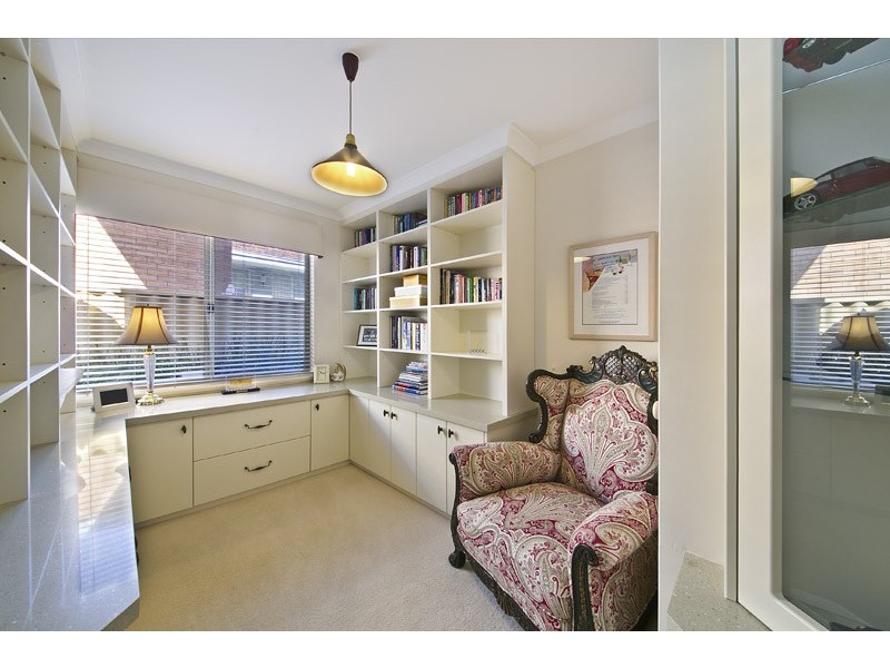 20 Cowrie Crescent, Mount Pleasant WA 6153