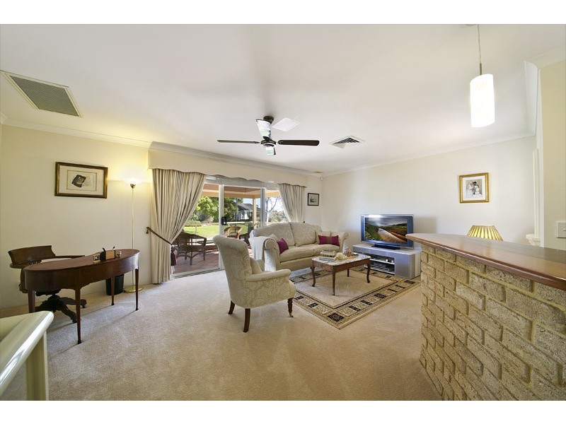 20 Cowrie Crescent, Mount Pleasant WA 6153