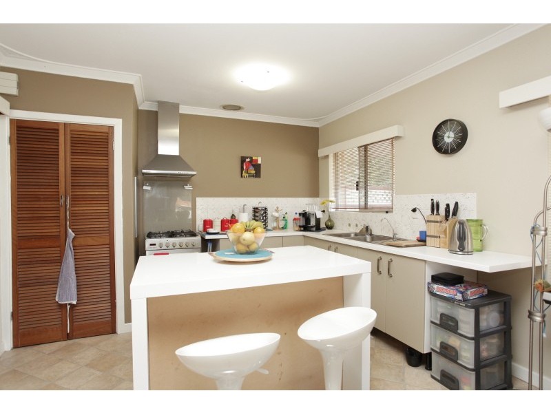 52 Davenport Rd, Booragoon WA 6154