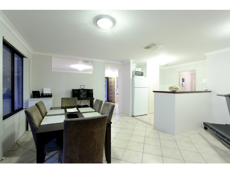 127 Lydon Boulevard, Atwell WA 6164