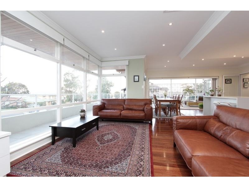 14 Wichmann Road, Attadale WA 6156