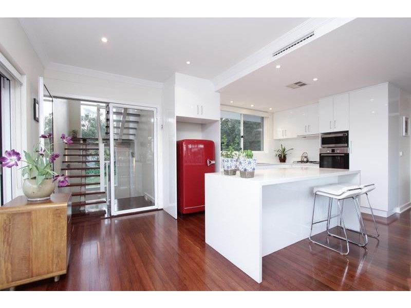 14 Wichmann Road, Attadale WA 6156