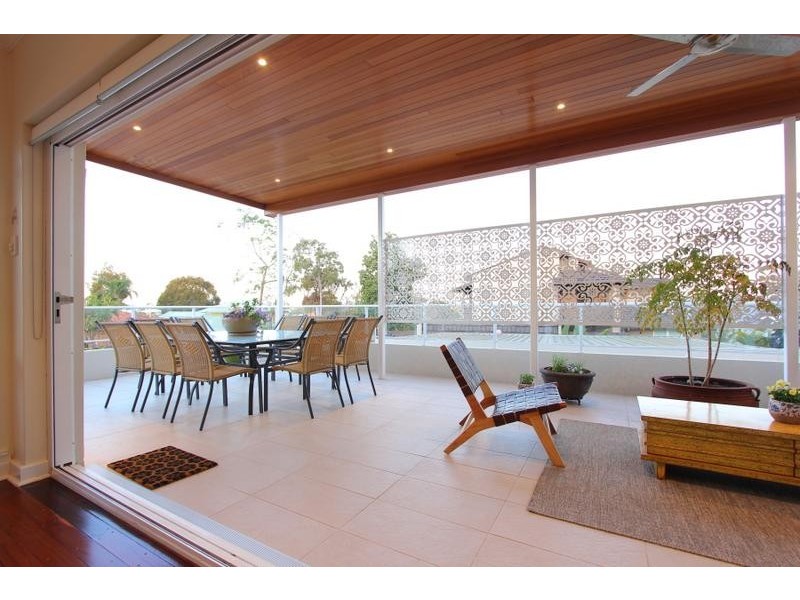 14 Wichmann Road, Attadale WA 6156