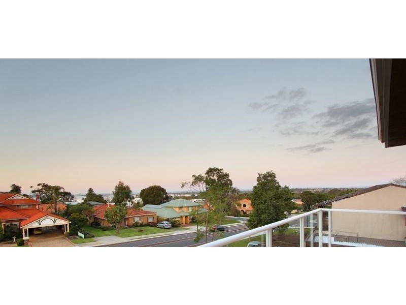 14 Wichmann Road, Attadale WA 6156