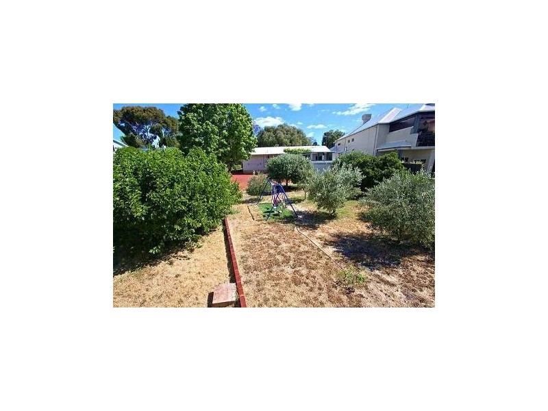 5 Curruthers Road, Mount Pleasant WA 6153