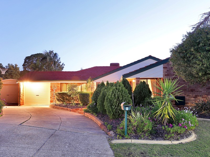 8 Grenfell Way, Leeming WA 6149