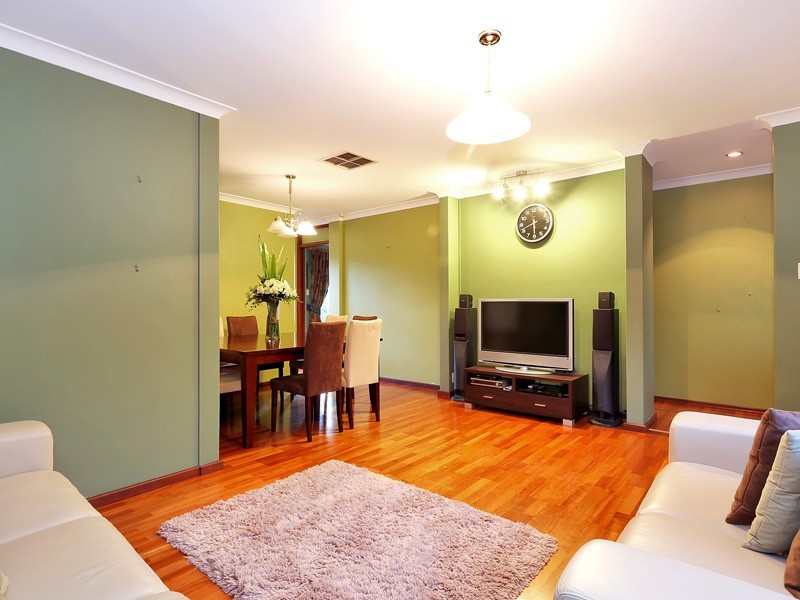 8 Grenfell Way, Leeming WA 6149