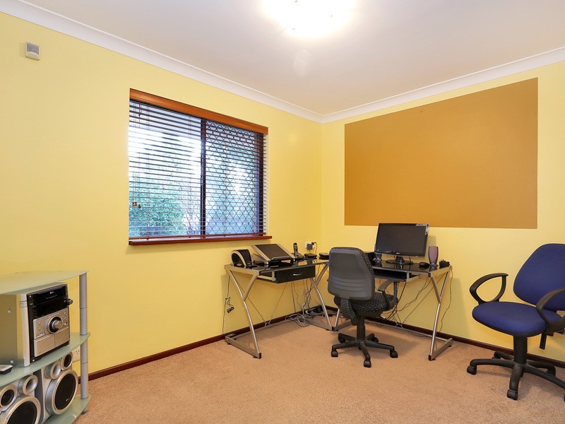 8 Grenfell Way, Leeming WA 6149