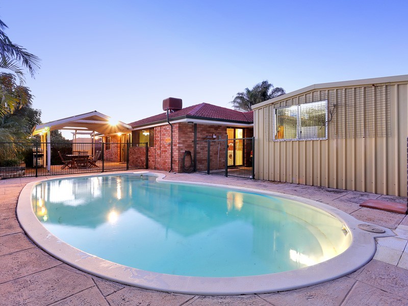 8 Grenfell Way, Leeming WA 6149
