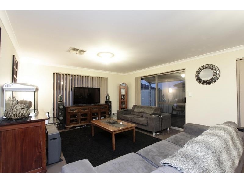 213 Bartram Road, Atwell WA 6164