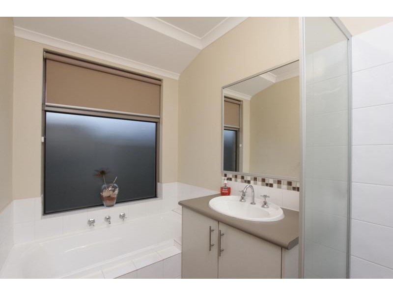 213 Bartram Road, Atwell WA 6164