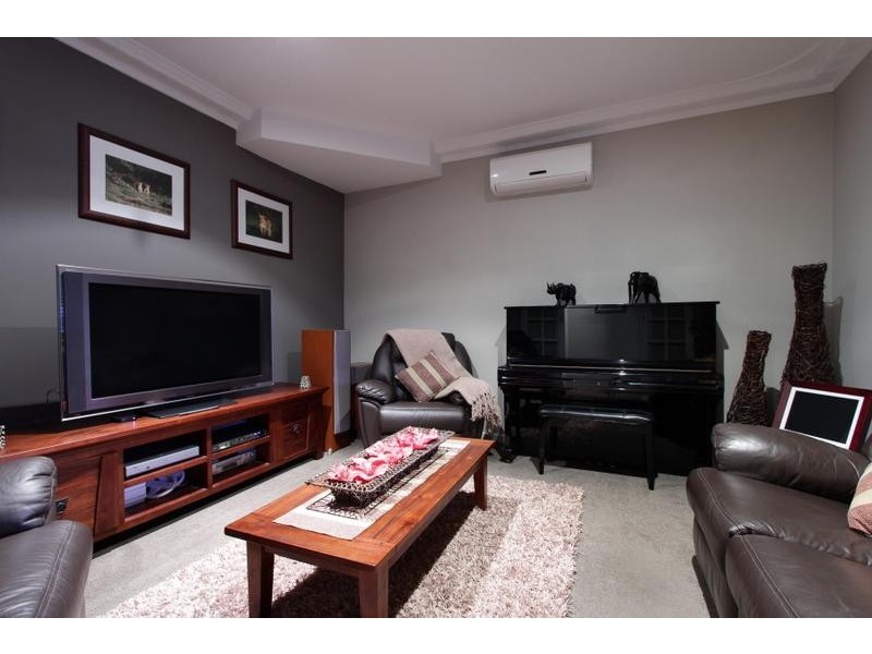 26 Carrington Street, Palmyra WA 6157