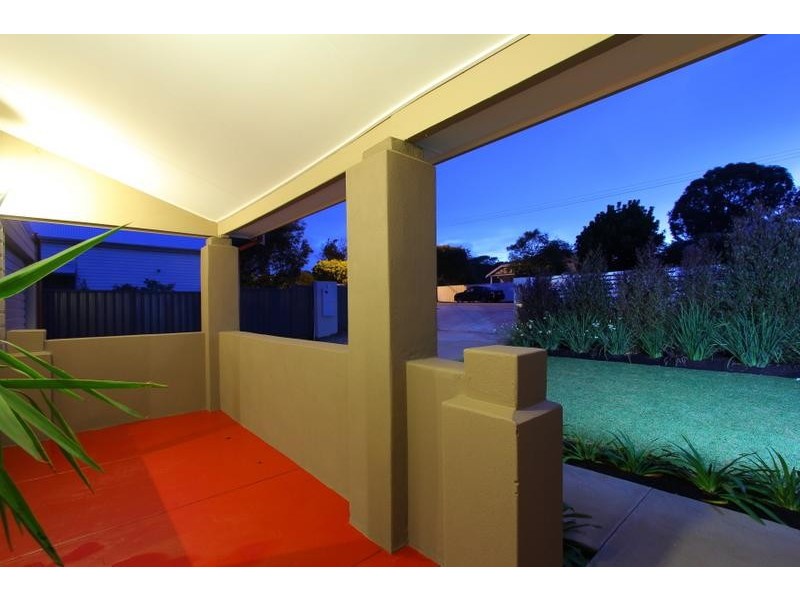 26 Carrington Street, Palmyra WA 6157