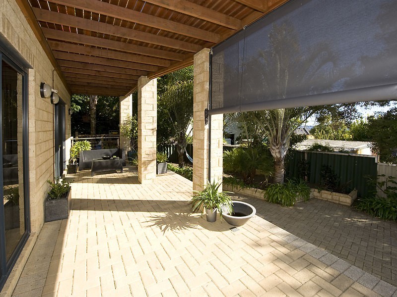 27b Collier St, Ardross WA 6153