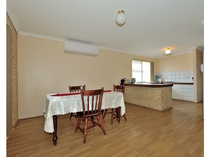 10 Vermilion Glade, Warnbro WA 6169