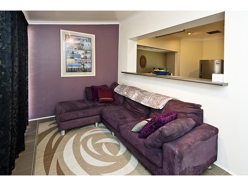 27 Windfield Road, Melville WA 6156