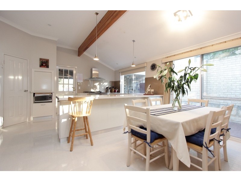 26 Third Street, Bicton WA 6157