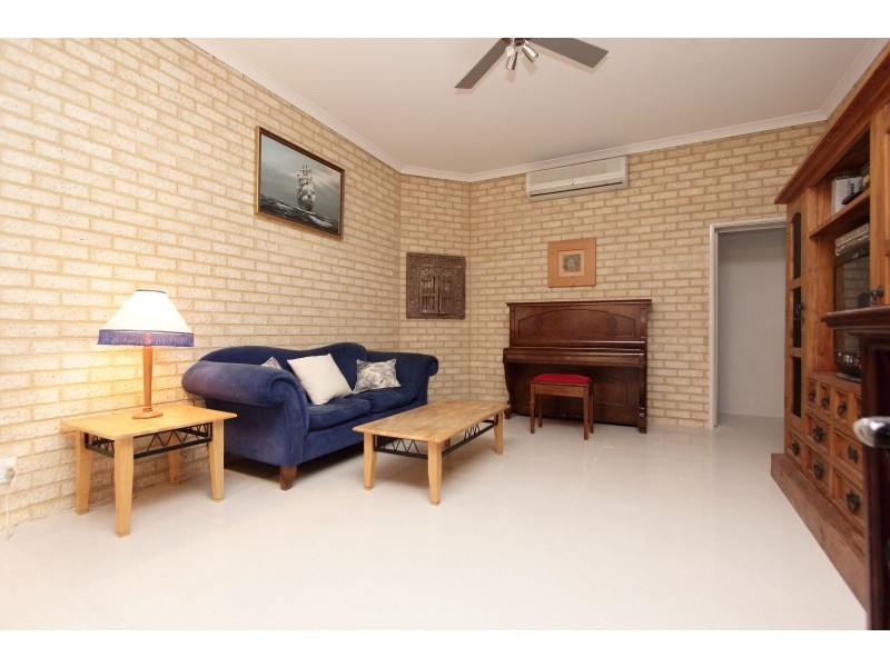 26 Third Street, Bicton WA 6157