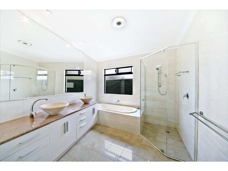 1A Dunvegan Road, Applecross WA 6153