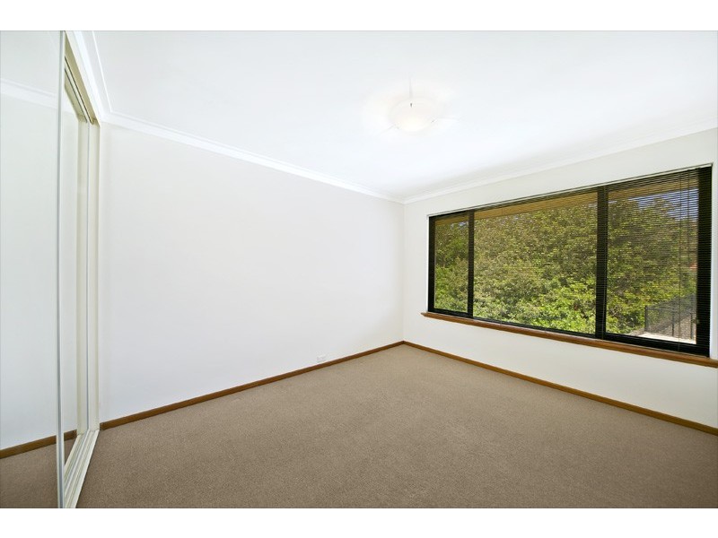 1A Dunvegan Road, Applecross WA 6153