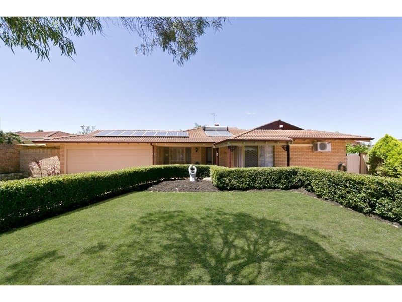 2 Blakers Ridge, Winthrop WA 6150